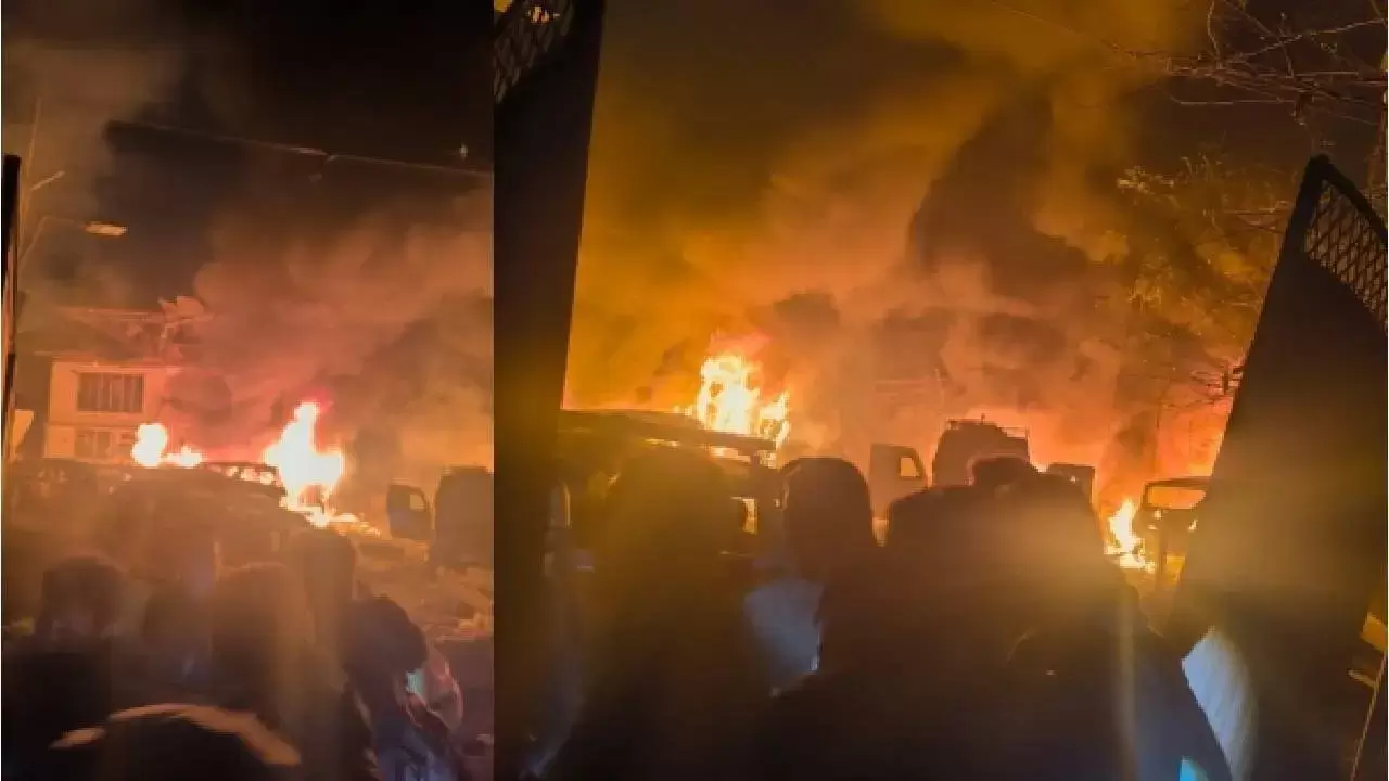 سرینگر پولیس اسٹیشن میں ہولناک دھماکہ، 9 افراد جاں بحق، 30 زخمی—ابتدائی تفتیش میں ضبط شدہ مواد کے پھٹنے کا شبہ