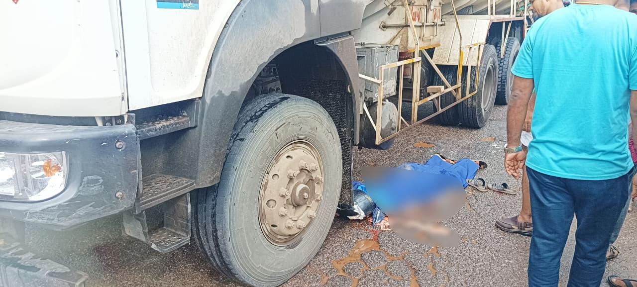 بھٹکل نیشنل ہائی وے پر دردناک حادثہ، بائک سوار کی موقع پرہی موت، اہلیہ زخمی