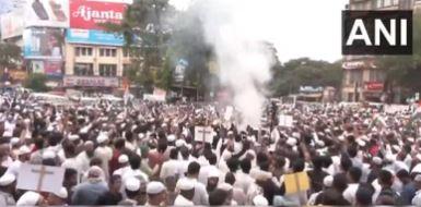 وقف ترمیمی بل پر ملک گیر احتجاج، کئی ریاستوں میں مظاہرے، دہلی میں فلیگ مارچ، یو پی میں ہائی الرٹ