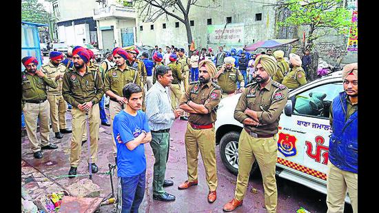 پنجاب کے لدھیانہ میں دو برادریوں کے درمیان جھڑپ، نماز کے دوران پتھراؤ کا واقعہ