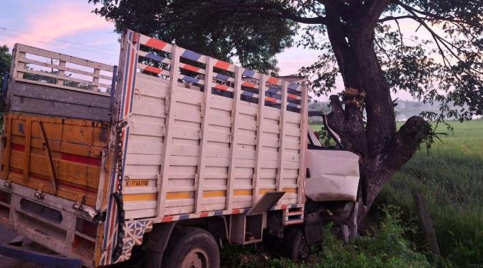 شیموگہ میں دو الگ الگ سڑک حادثے؛ چار افراد جاں بحق، ایک شدید زخمی