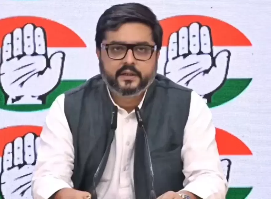 اتر پردیش میں 69 ہزار اساتذہ کی بھرتی گھوٹالہ: کانگریس نے اعلیٰ سطحی عدالتی تحقیقات کا مطالبہ