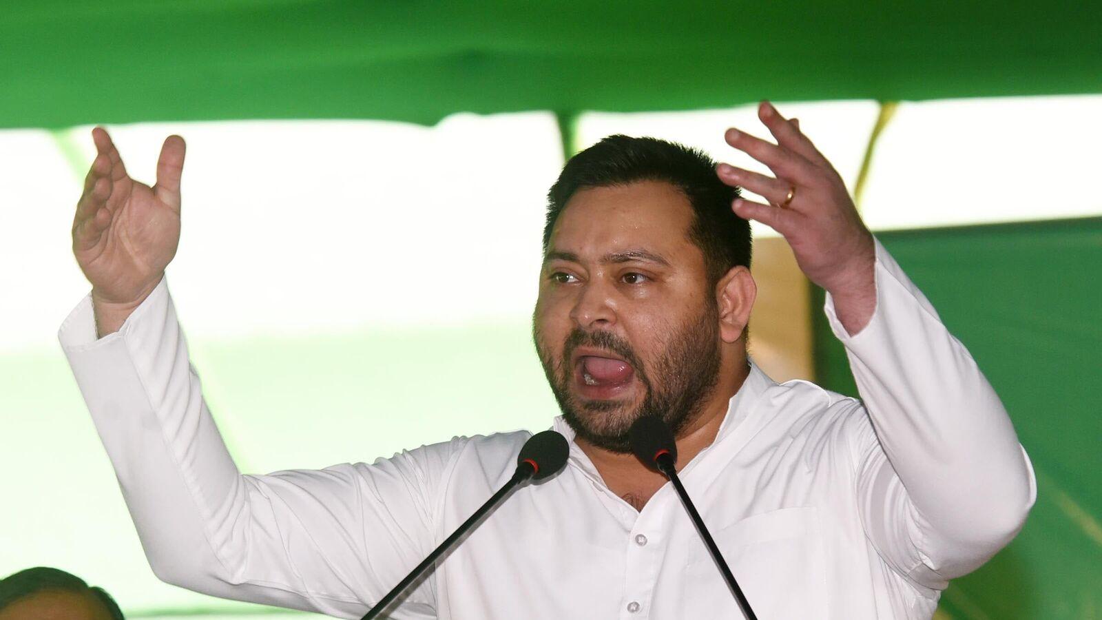 ’چار دن گزر گئے، ووٹنگ کے اعداد و شمار کیوں چھپائے جا رہے ہیں؟‘ — تیجسوی یادو کا الیکشن کمیشن پر سخت حملہ