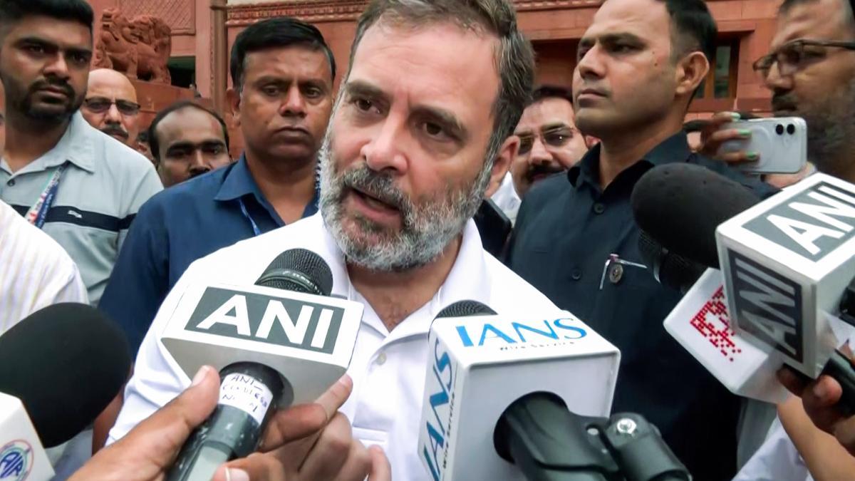 انتخابی نتائج پر راہل گاندھی کا سوال، کہا: ’100 فیصد ثبوت ہیں کہ الیکشن میں بے ضابطگیاں ہوئیں‘