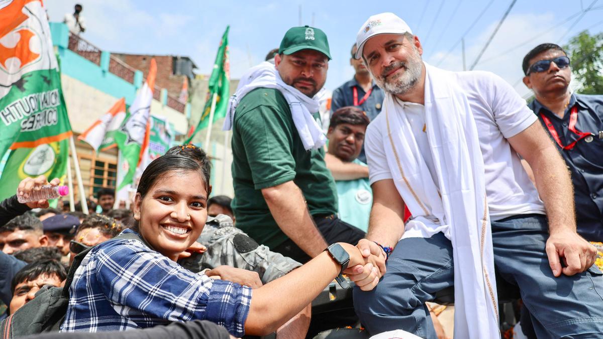 ’’بی جے پی کی گھبراہٹ ہماری کامیابی کا ثبوت‘‘، ووٹر ادھیکار یاترا میں راہل گاندھی کا خطاب