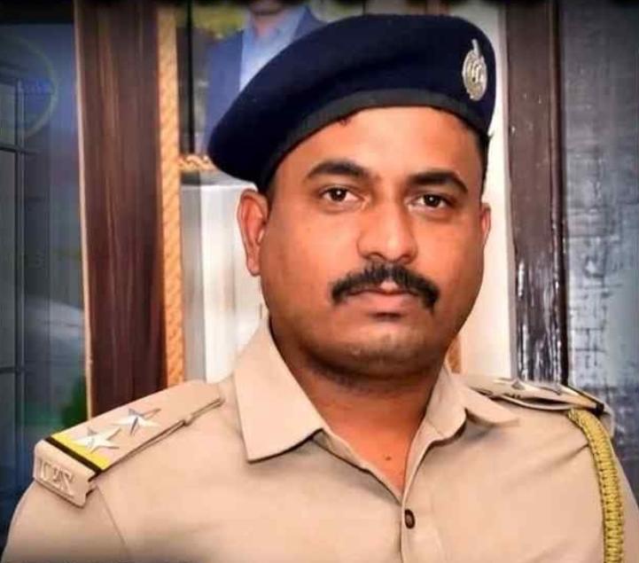 ہلیال : لوک آیوکتہ کے جال میں پھنس گیا سب جیلر - 50 ہزار روپے رشوت طلب کرنے کا الزام