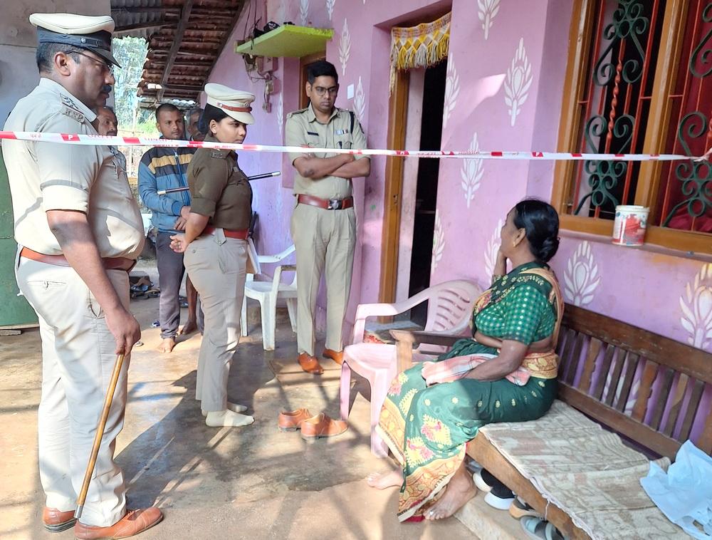 سداپور: ناجائز تعلقات کا شاخسانہ — چاقو زنی میں ایک شخص ہلاک، دو زخمی — جیوتشی سمیت 7 افراد گرفتار