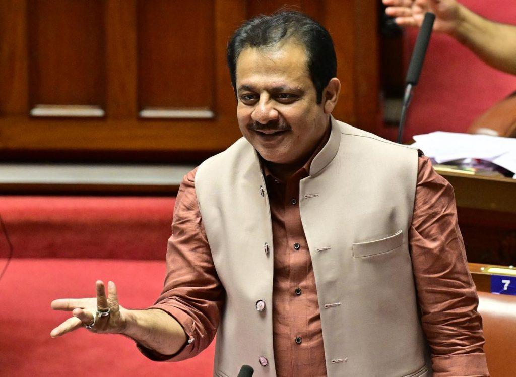 کرناٹک میں 17,969 ایکڑ وقف اراضی پر قبضہ؛ زیادہ تر قبضے خود مسلمانوں کے: وزیر ضمیر احمد خان