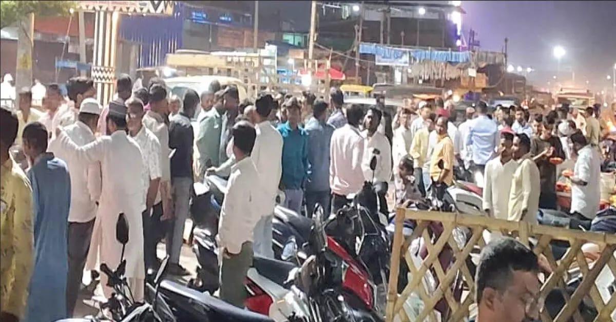 داونگیرے جنوبی سیٹ پر مسلمانوں کو ٹکٹ نہ ملنے پر شدید احتجاج؛ کانگریس کے خلاف نعرے، بائیکاٹ کی دھمکی