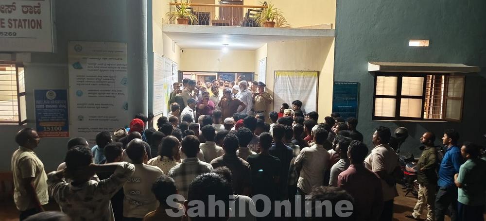 بھٹکل میں گنیش جلوس کے دوران مسجد پر پتھراو، پولیس نے سنبھالا مورچہ