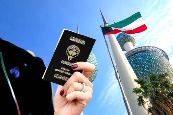 کویت میں 26 ہزار خواتین کی شہریت منسوخ، صرف خونی رشتہ تسلیم کیا جائے گا