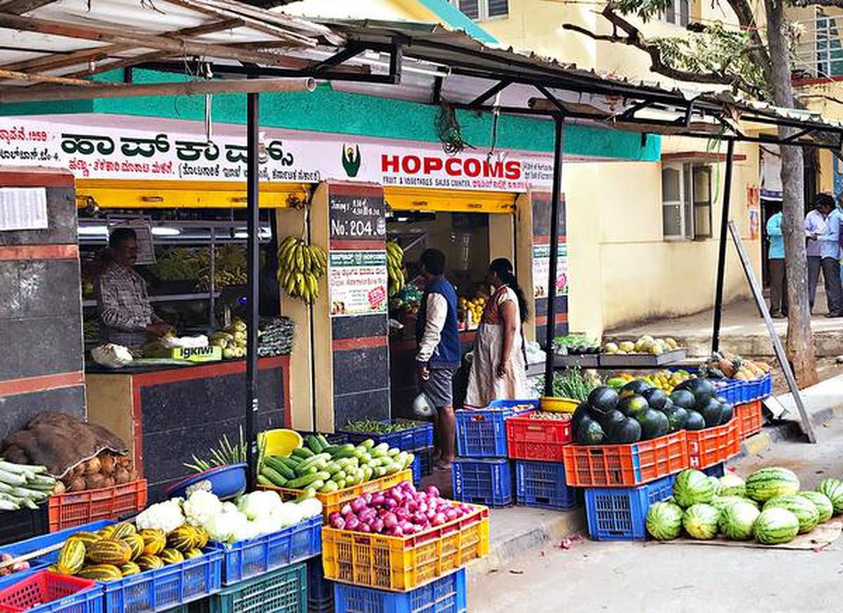 کرناٹک میں 4 سال کے دوران 142 دکانیں بند، کاروباری حالات پر اثرات