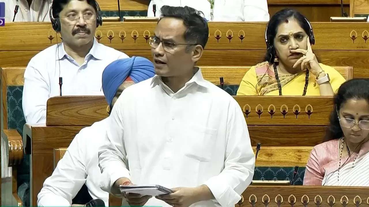 آپریشن سندور پر پارلیمنٹ میں گرما گرم بحث، گورو گگوئی نے مودی حکومت سے کیا سخت سوال