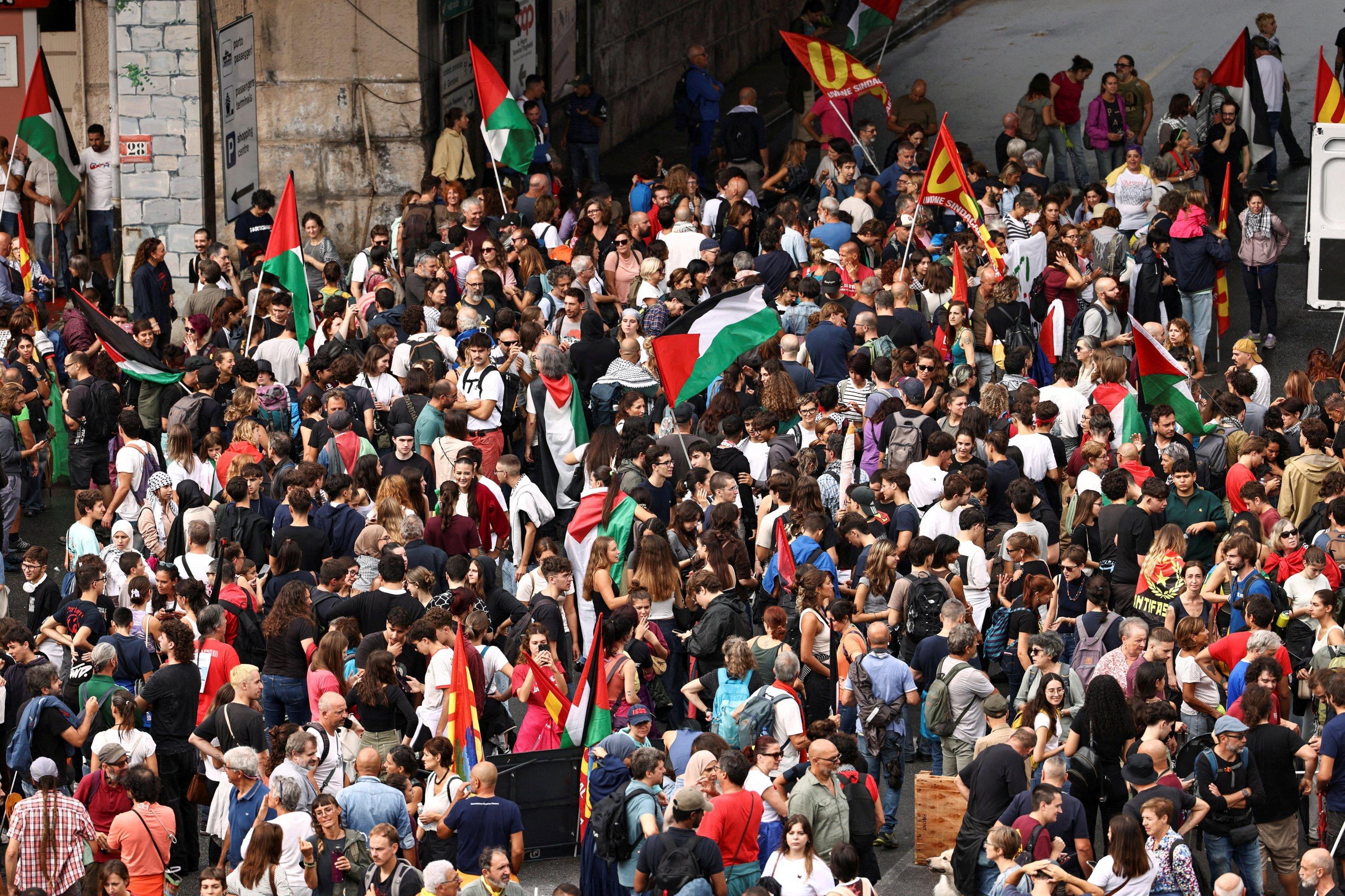 اٹلی میں غزہ پر جنگ کے خلاف لاکھوں افراد کا پرزور مظاہرہ