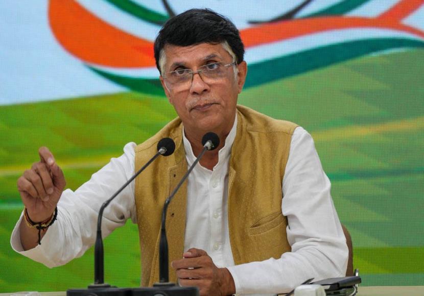 امریکہ میں غیر قانونی ہندوستانی  تارکین وطن کی ہتھکڑیوں میں تصاویر، کانگریس نے جتائی شدید ناراضگی