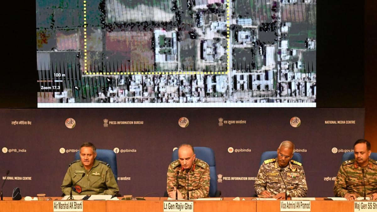 آپریشن سیندور: ہندوستانی افواج کی مشترکہ کارروائی میں 100 دہشت گرد ہلاک، 5 جوان جاں بحق