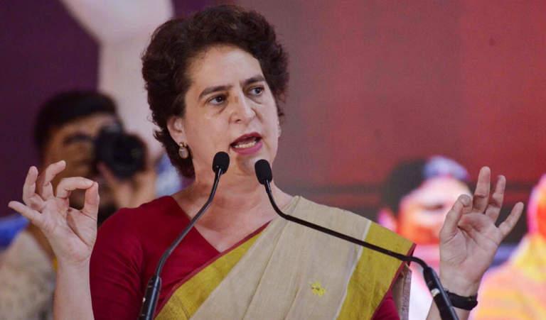 پرینکا چترویدی نے مودی کے بیان کو مسترد کرتے ہوئے کہا: ’ڈیموکریسی کا ڈرامہ کرنے والے ہمیں نصیحت نہ دیں‘