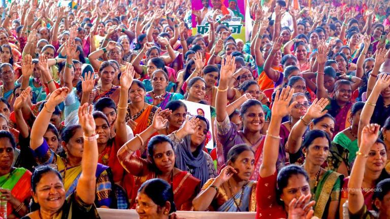 لاڈکی بہن یوجنا: 20 لاکھ خواتین کے نام کاٹنے کا الزام، کانگریس کا مہاراشٹر حکومت پر نشانہ