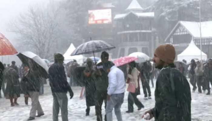 نئے سال کے آغاز پر موسم کا بدلتا رنگ، کشمیر میں سردی تو کیرالہ میں بارش