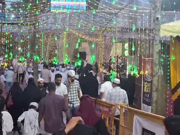 پتور: عرس کے دوران لوگوں کا ہجوم - آکسیجن کی کمی سے سانس لینے میں دشواری - کئی افراد اسپتال میں داخل