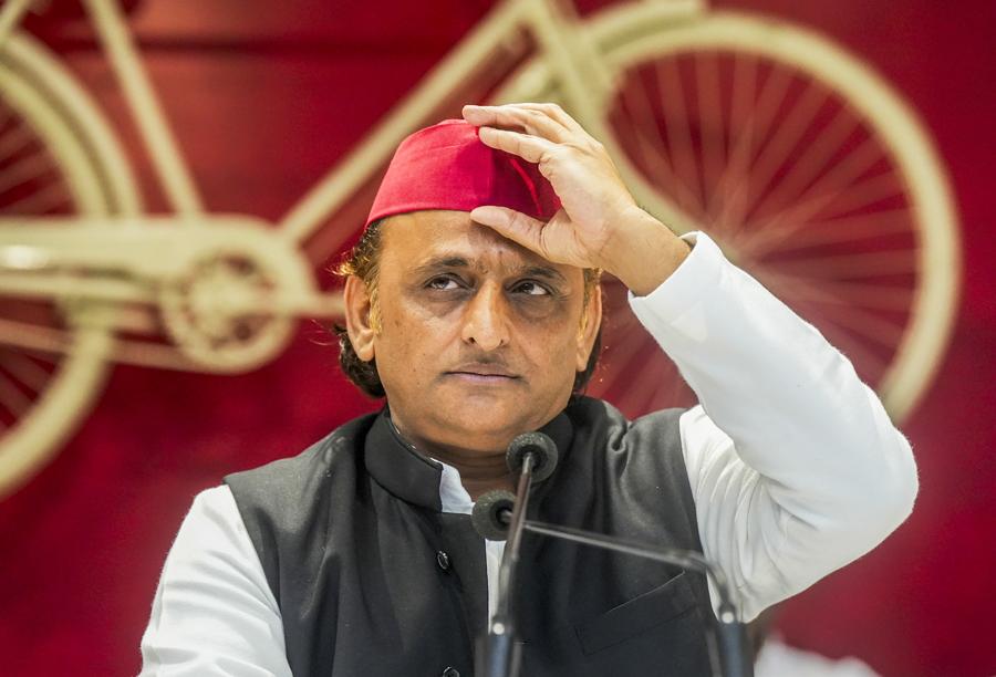 نئے بل کے ذریعے علاقائی پارٹیوں کو کمزور کرنے کی کوشش: اکھلیش یادو