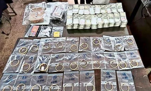 بھٹکل : پرائیویٹ بس کے ذریعے رفت کی جا رہی رقم اور سونا ضبط