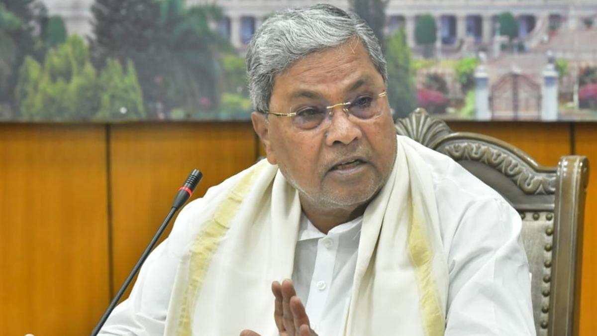 بی جے پی سروے روک کر عوام کو گمراہ کرنے کی کوشش کر رہی ہے: سدارامیا