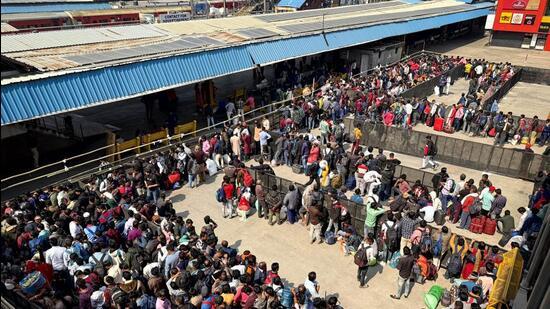 وزارت ریل کا ایکس کو خط: دہلی ریلوے اسٹیشن بھگدڑ کی ویڈیوز ہٹانے کی درخواست