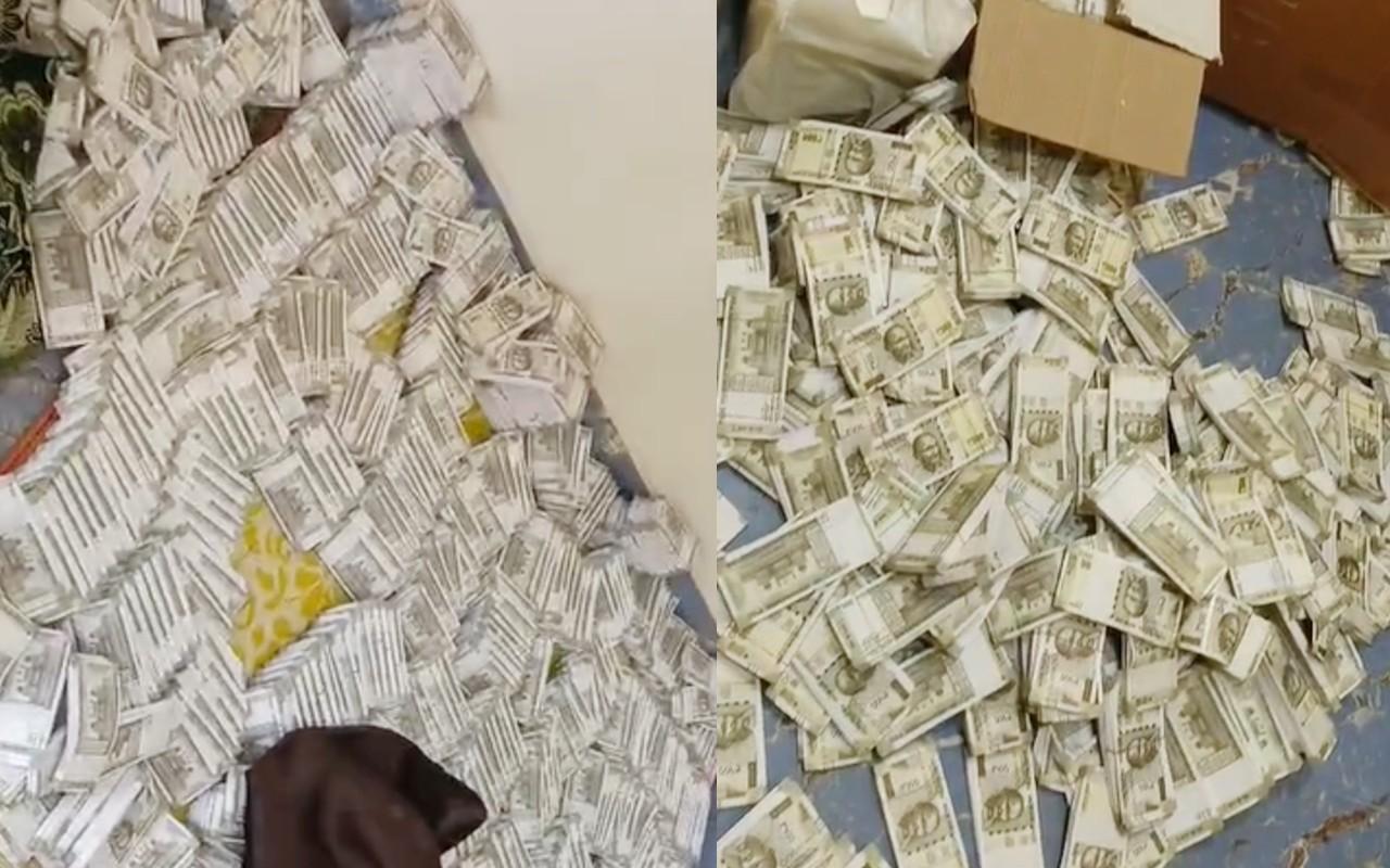 ڈانڈیلی کے ایک گھر سے برآمد ہوئے کروڑوں روپے کے نقلی نوٹ