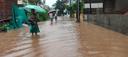 کرناٹک میں مانسون بارشوں سے تباہی، کئی اضلاع میں سیلاب، کسانوں کو بھاری نقصان