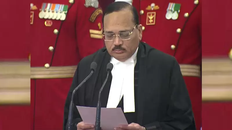 نئے سی جے آئی جسٹس سوریہ کانت نے حلف کے فوراً بعد وزیرِ اعظم مودی سے ملاقات کی