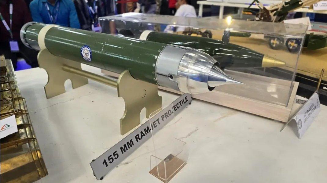 ہندوستانی فوج کا تاریخی قدم، دنیا میں پہلی بار ریمجیٹ ٹیکنالوجی والے 155 ایم ایم گولے شامل