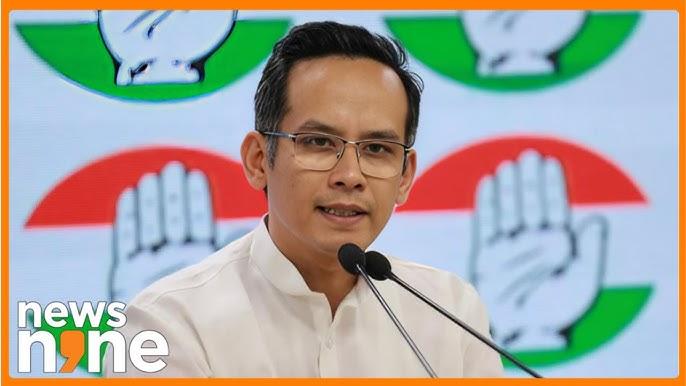 الیکشن کمیشن پر کانگریس کا سوال: ووٹر لسٹ میں تبدیلی پر پارلیمنٹ میں بحث کا مطالبہ