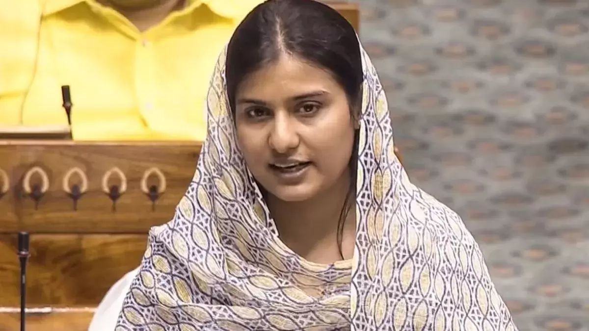 لوک سبھا میں اقرا حسن کی گونج: ’وندے ماترم‘ کی وضاحت کے دوران حکومت پر تیز تنقیدی وار