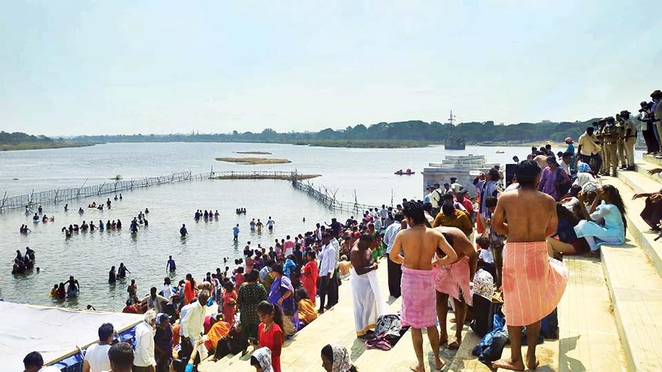 اُتر پردیش کے طرز پر  کرناٹک  کے میسورو میں بھی  شروع ہوا سہ روزہ جنوبی ہند کمبھ میلہ