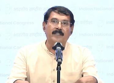 گجرات میں منشیات و شراب کی اسمگلنگ بی جے پی کی سرپرستی میں پھل پھول رہی ہے: کانگریس کا الزام