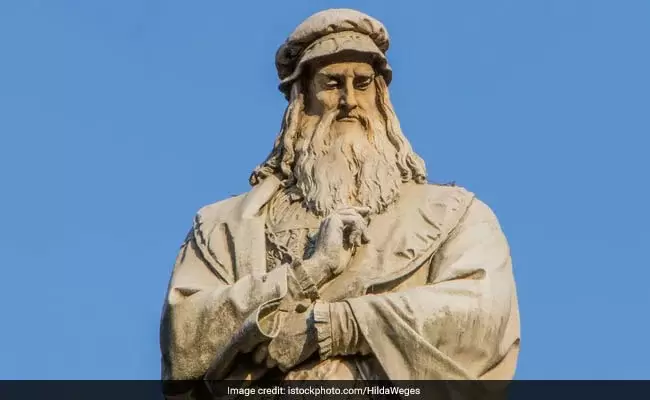 اٹلی میں محل کے نیچے نایاب ڈھانچے کی دریافت، لیونارڈو دا ونچی کے 1495 کے خاکے سے مشابہت!