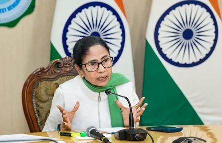 الیکشن کمیشن آزاد نہیں، حکمراں جماعت کے اشاروں پر کام کر رہا ہے: ممتا بنرجی