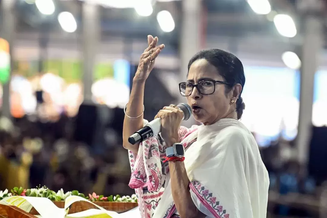 ’بنگلہ‘ کو بنگلہ دیشی زبان کہنا قابل اعتراض: ٹی ایم سی نے دہلی پولیس سے غیر مشروط معافی کا مطالبہ کیا