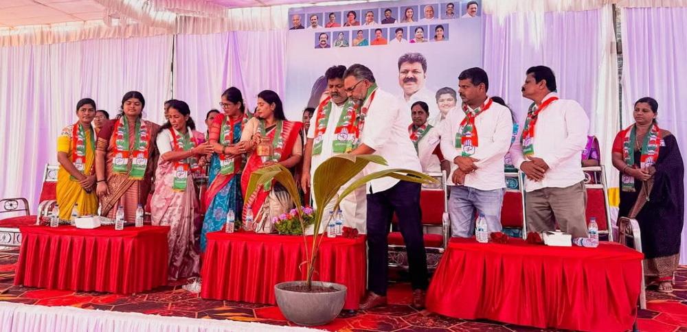 بھٹکل رکن  اسمبلی اور وزیر منکال وئیدیا نے کی وضاحت : میں نے سیاست سے پیسہ نہیں کمایا ہے ۔ میں 40 کروڑ روپوں کا قرض دار ہوں