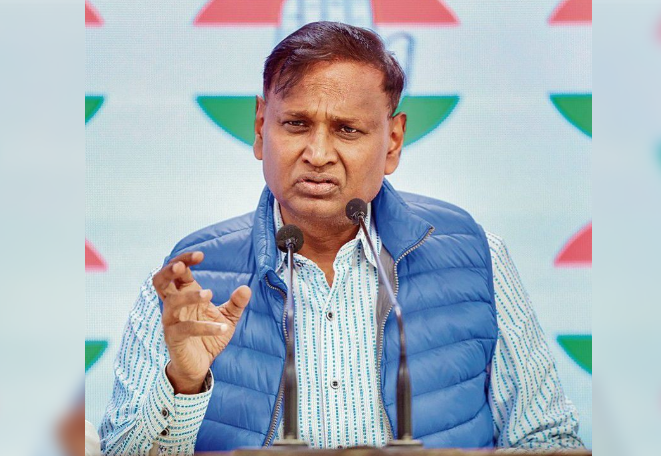 کانگریس کا کیجریوال حکومت سے سوال: ’’بودھ مذہب کے پیروکاروں کے لیے مفت تیرتھ یاترا منصوبہ کیوں نہیں؟‘‘