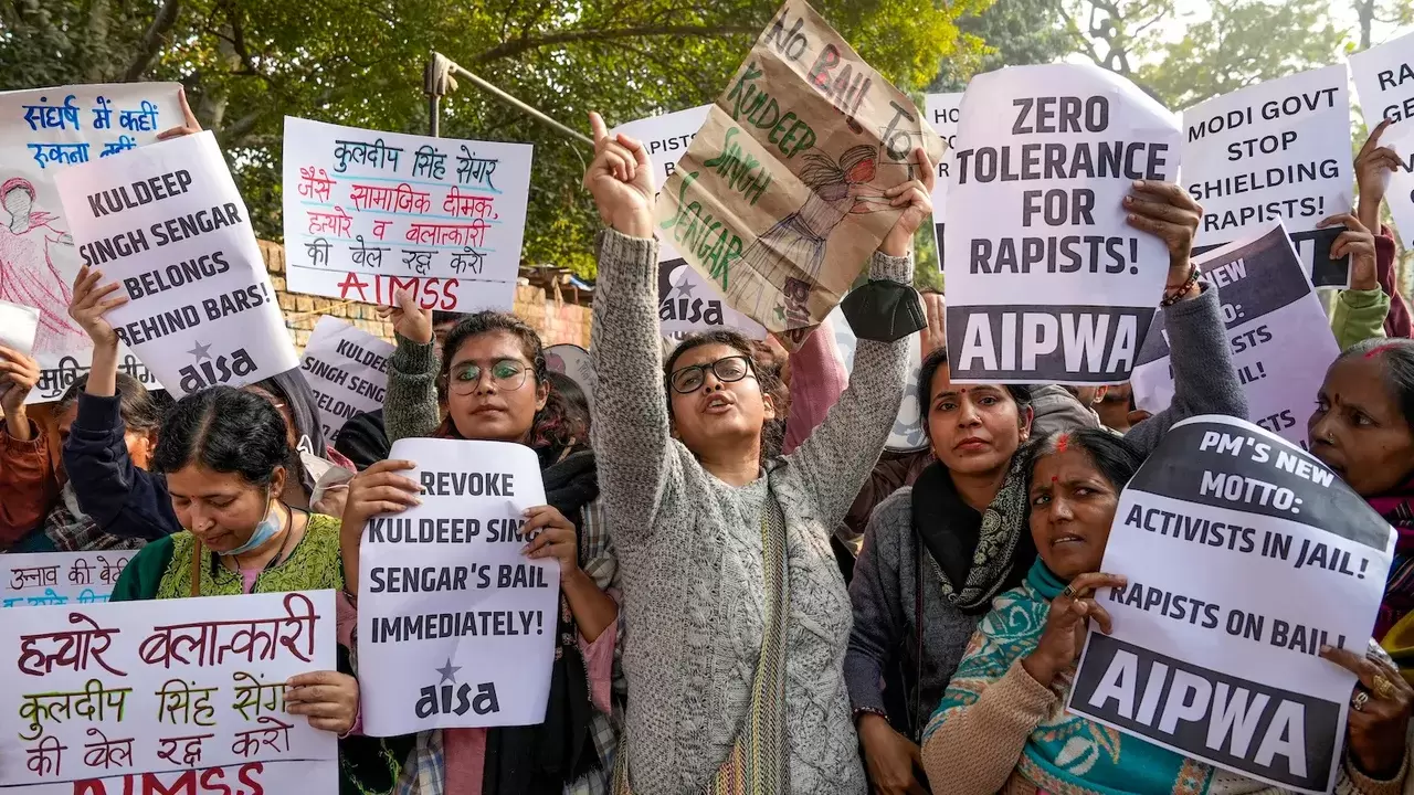 اناؤ عصمت دری کیس: جنتر منتر پر احتجاج، متاثرہ کو سپریم کورٹ سے انصاف کی امید