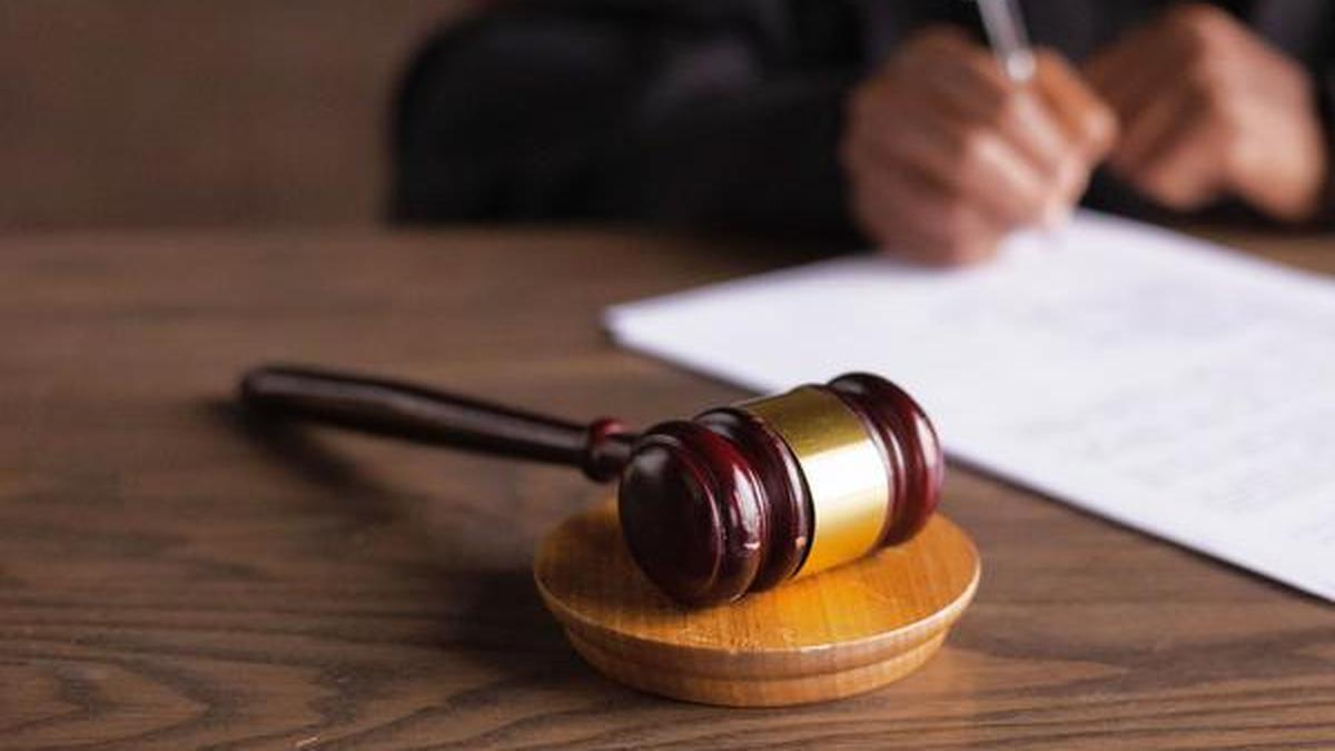 بین الاقوامی ٹیکس معاہدے غیر ملکی دباؤ نہیں بلکہ قومی مفاد اور ٹیکس خودمختاری کی بنیاد پر ہوں: سپریم کورٹ