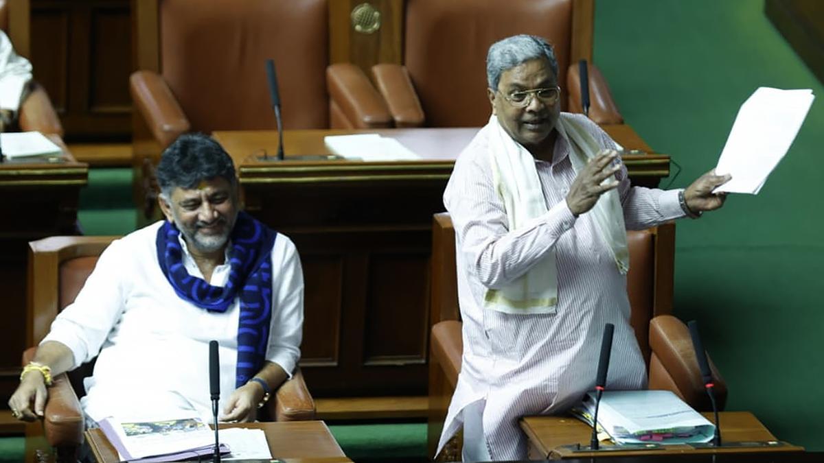 اسٹیڈیم بھگدڑ پر بحث کے دوران سدارمیا کا بی جے پی حکمرانی والی ریاستوں میں 20 حادثات کا حوالہ