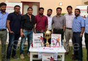 دبئی میں انجمن انجنئیرنگ کالج کے الومنی یو اے ای کی طرف سے’’انجنئیرس کرکٹ کارنوال‘‘کے ٹروفی کا اجراء