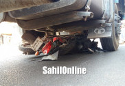 بھٹکل شمس الدین سرکل پر المناک سڑک حادثہ؛ لاری نے بائک کو کچل دیا؛ بائک سوار جاں بحق  (وڈیو نیوز بھی شامل)