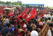 کاروار: آنگن واڑی کارکنوں کے دباؤ میں اضافہ : کارکنوں کا احتجاج