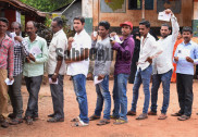 کرناٹک اسمبلی انتخابات: اُتر کنڑا میں تقریبا 77 فیصد پولنگ؛ تین بوتھوں میں مشینوں میں خرابی سے کچھ دیر کے لئے لوگوں کو کرنا پڑا انتظار