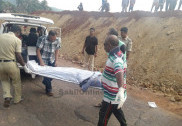انکولہ میں ہوئے سڑک حادثہ میں ایک نوجوان جاں بحق؛ دو زخمی؛ ایس ایس ایل سی امتحان دینے کاروار جانے کے دوران پیش آیا حادثہ