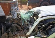 کمٹہ میں کار اور ٹرک کے درمیان ٹکر؛ کار ڈرائیور ہلاک، تین زخمی
